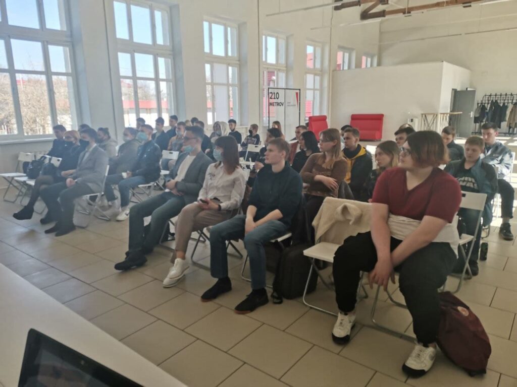 29 марта в Молодежном бизнес-инкубаторе состоялся открытый диалог с активом Партизанского РК ОО «БРСМ»